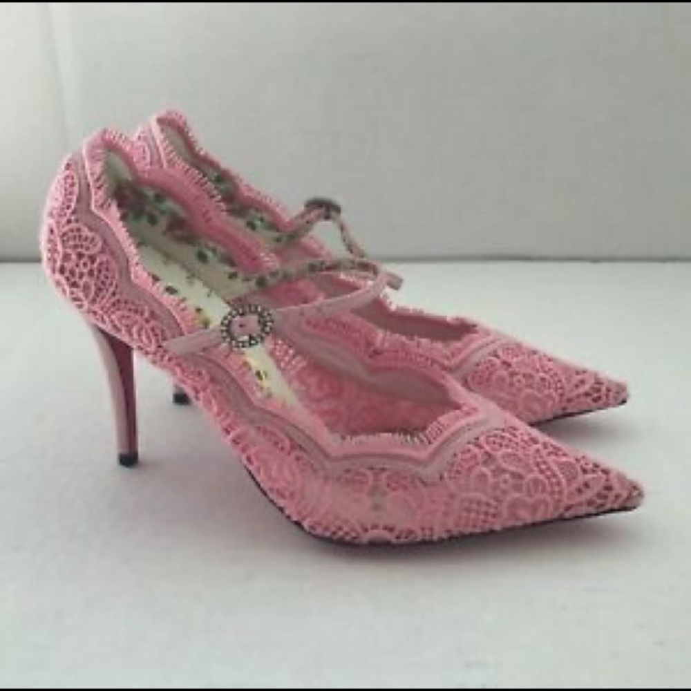 🐰Gucci lace pink pumps - Picture 2 of 7